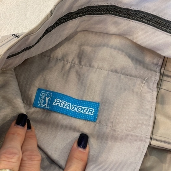 Mens shorts PGA tour athletic plaid career casual flat front - Picture 4 of 8